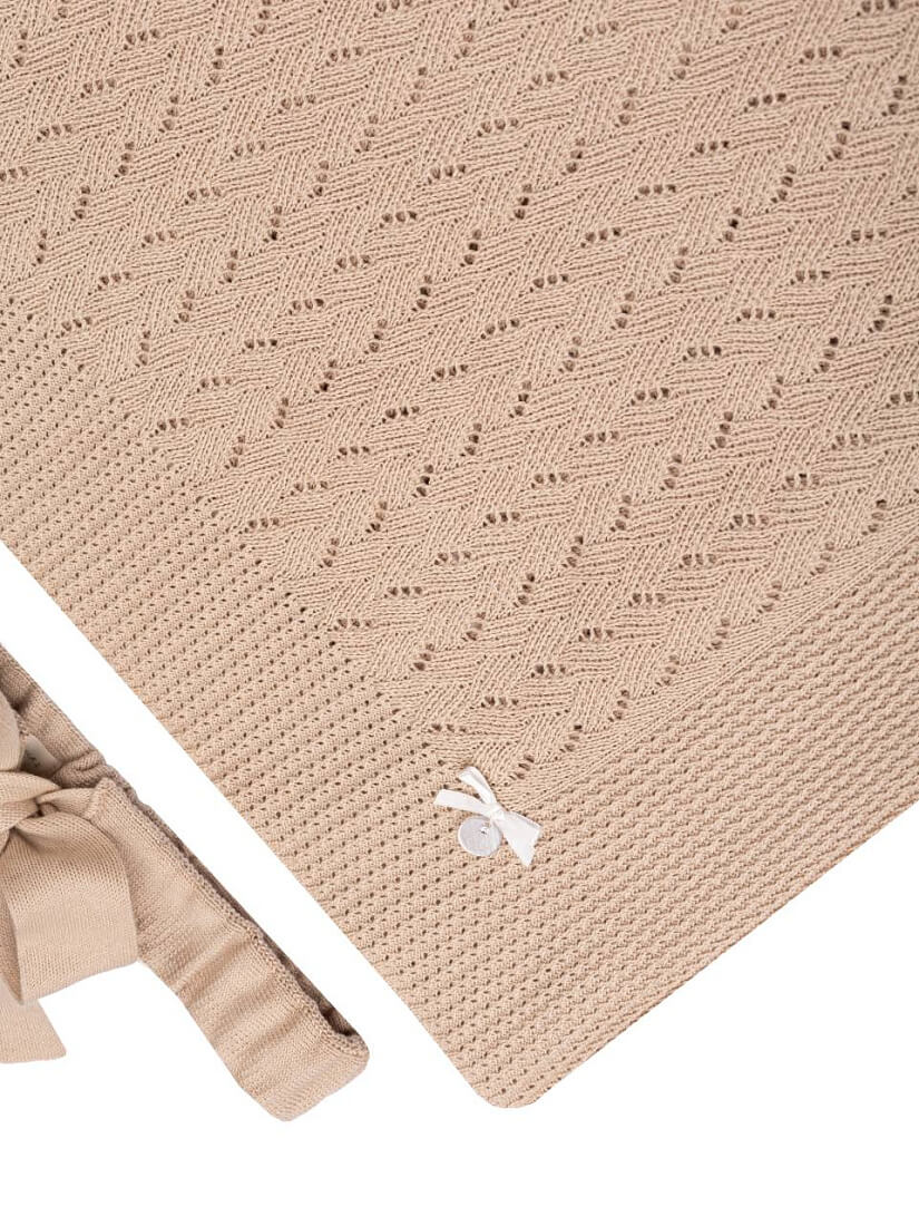 hi4tipgps8zlbnbrpz8do3tzebhomcqp (1)