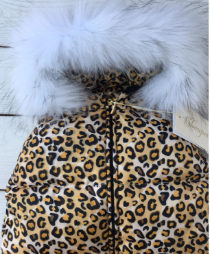 Снимок лео близко