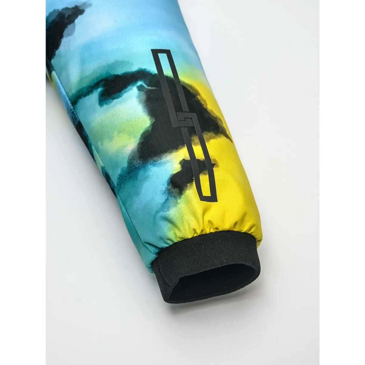 YQYSSfWSiNmOPRL__MLc2VqhqPhdjZAiQRiiG1ZDfI0  (1)