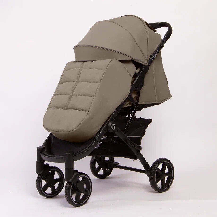 Peppy Polo sandstone_16