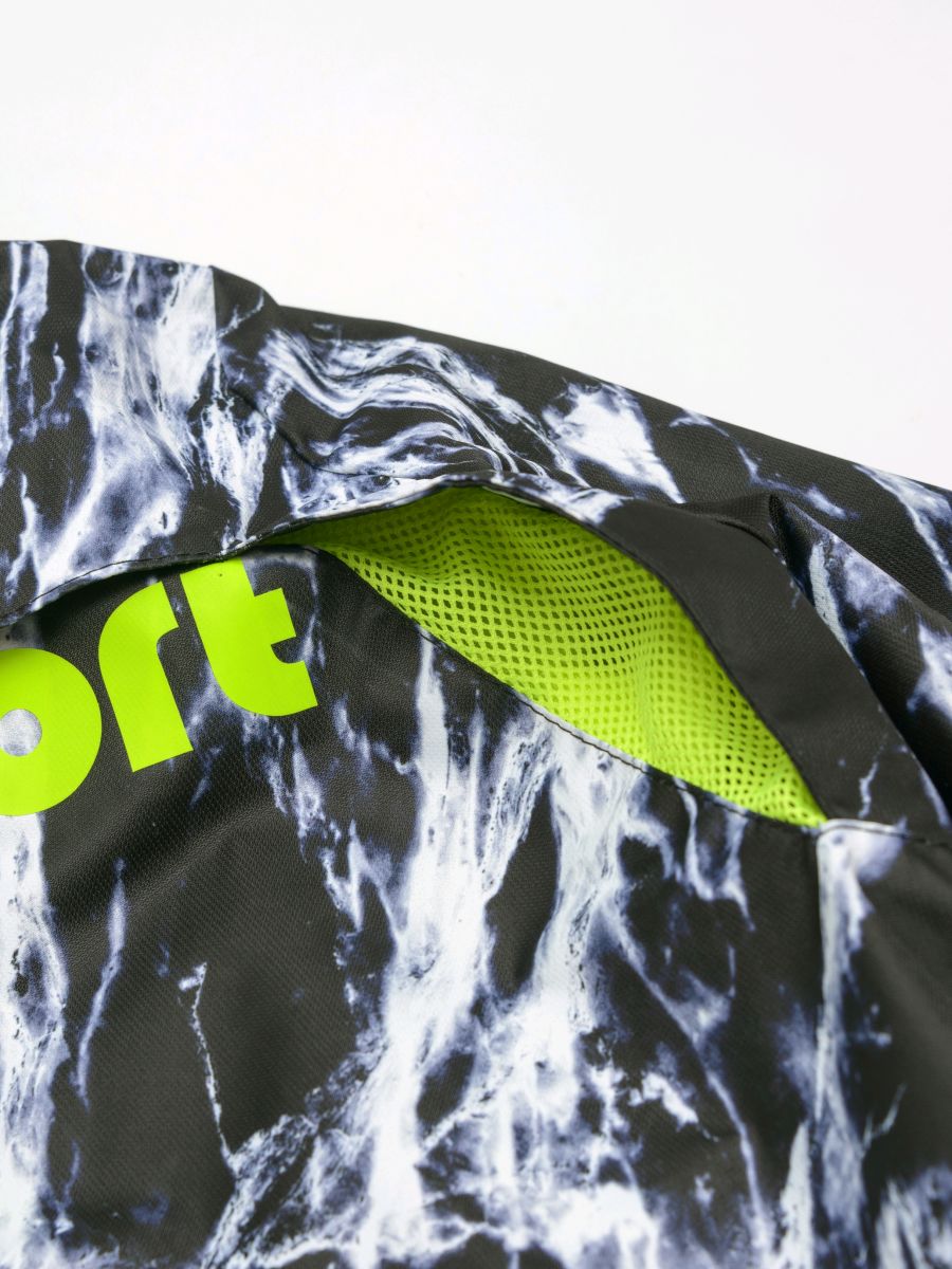 jc210009-8bfi-wkq3-ijan-zklnac1gbptd_0003