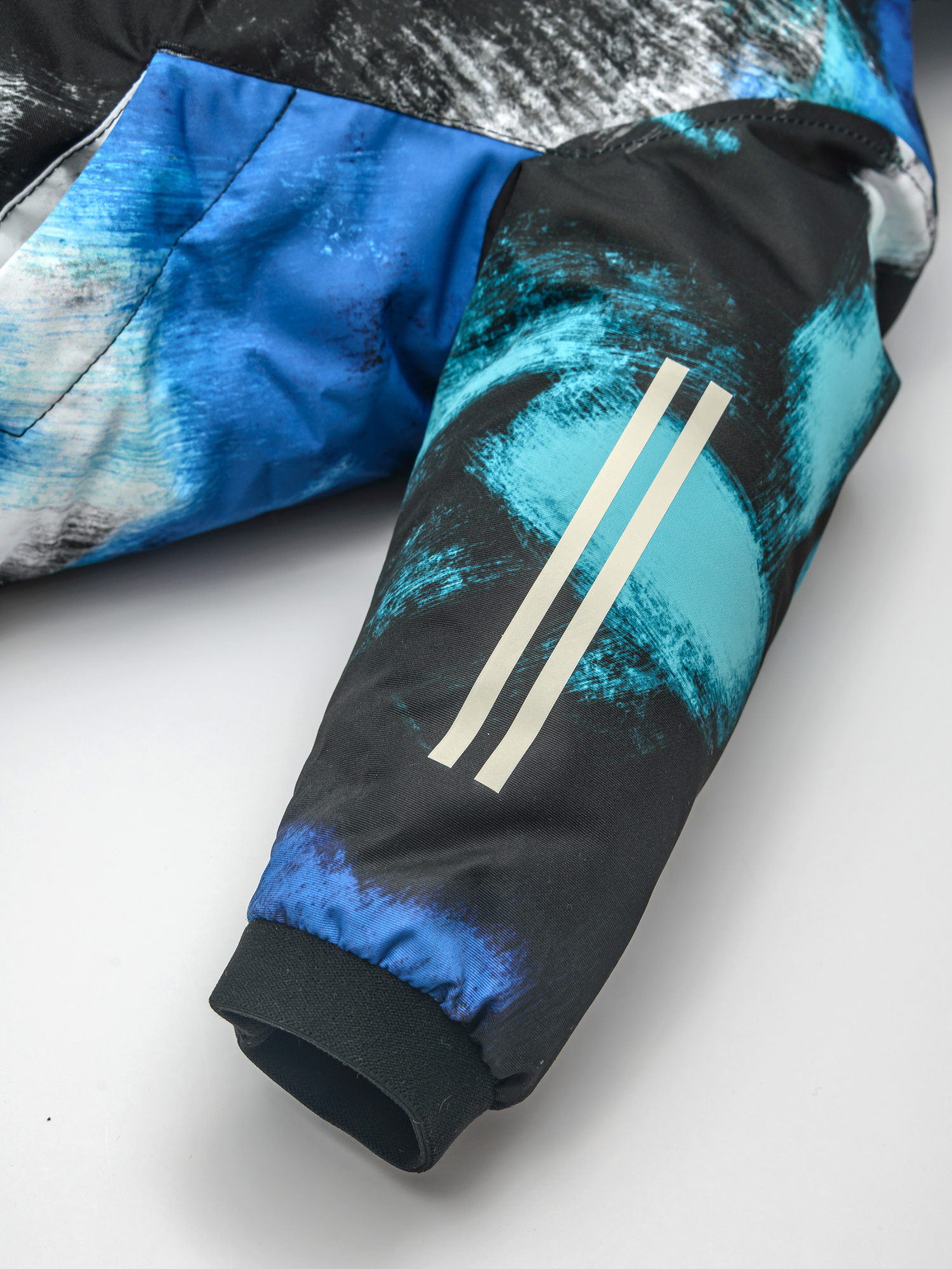 21015-12_Blue_Smears__3_